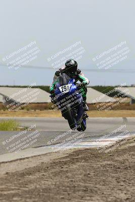 media/May-26-2025-Lets Ride (Mon) [[3bf1de1d65]]/B Group/1220pm (Wheelie Bump)/